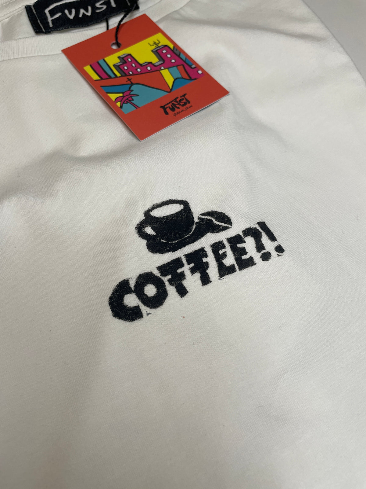 T-SHIRT WOMEN